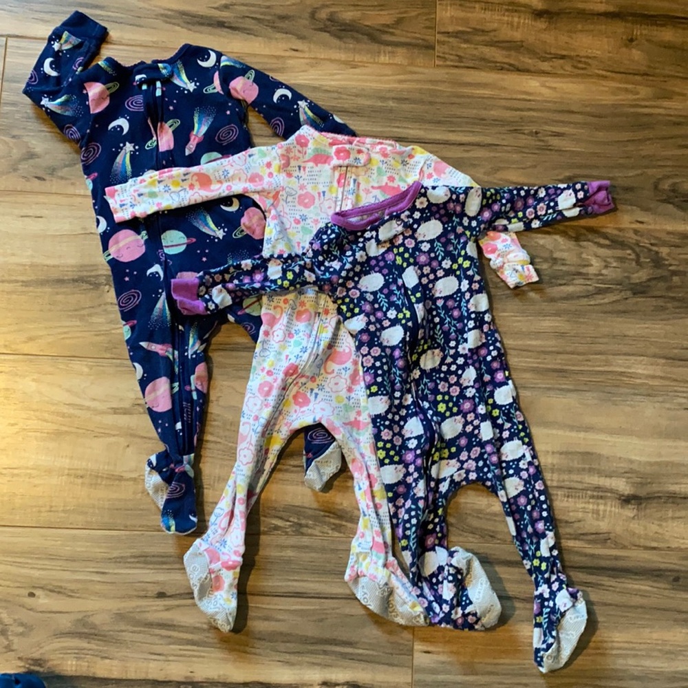 3 pairs of footie jammies